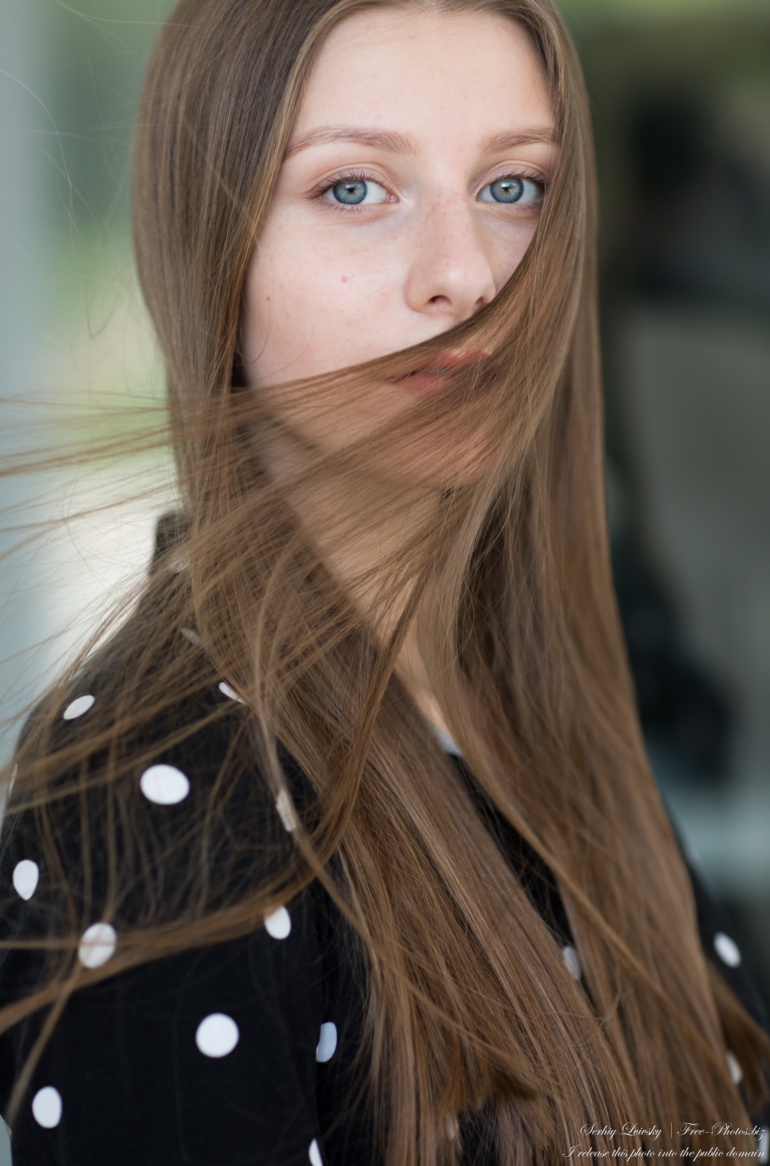 Inna - an 18-year-old natural fair-haired girl photographed in July 2020 by Serhiy Lvivsky, picture 17