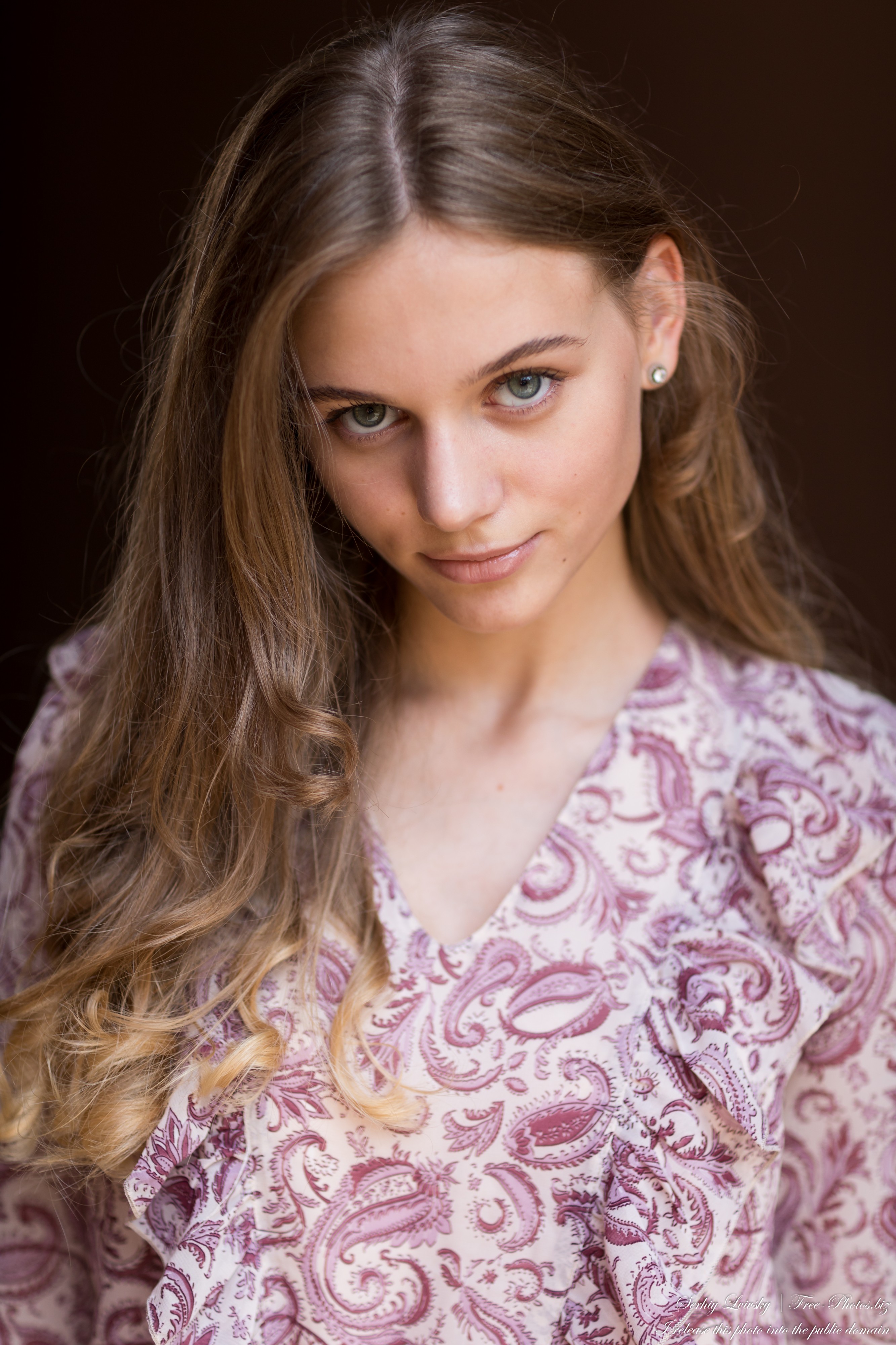 Maria - a 15-year-old natural fair-haired girl photographed in July 2021 by Serhiy Lvivsky, picture 3