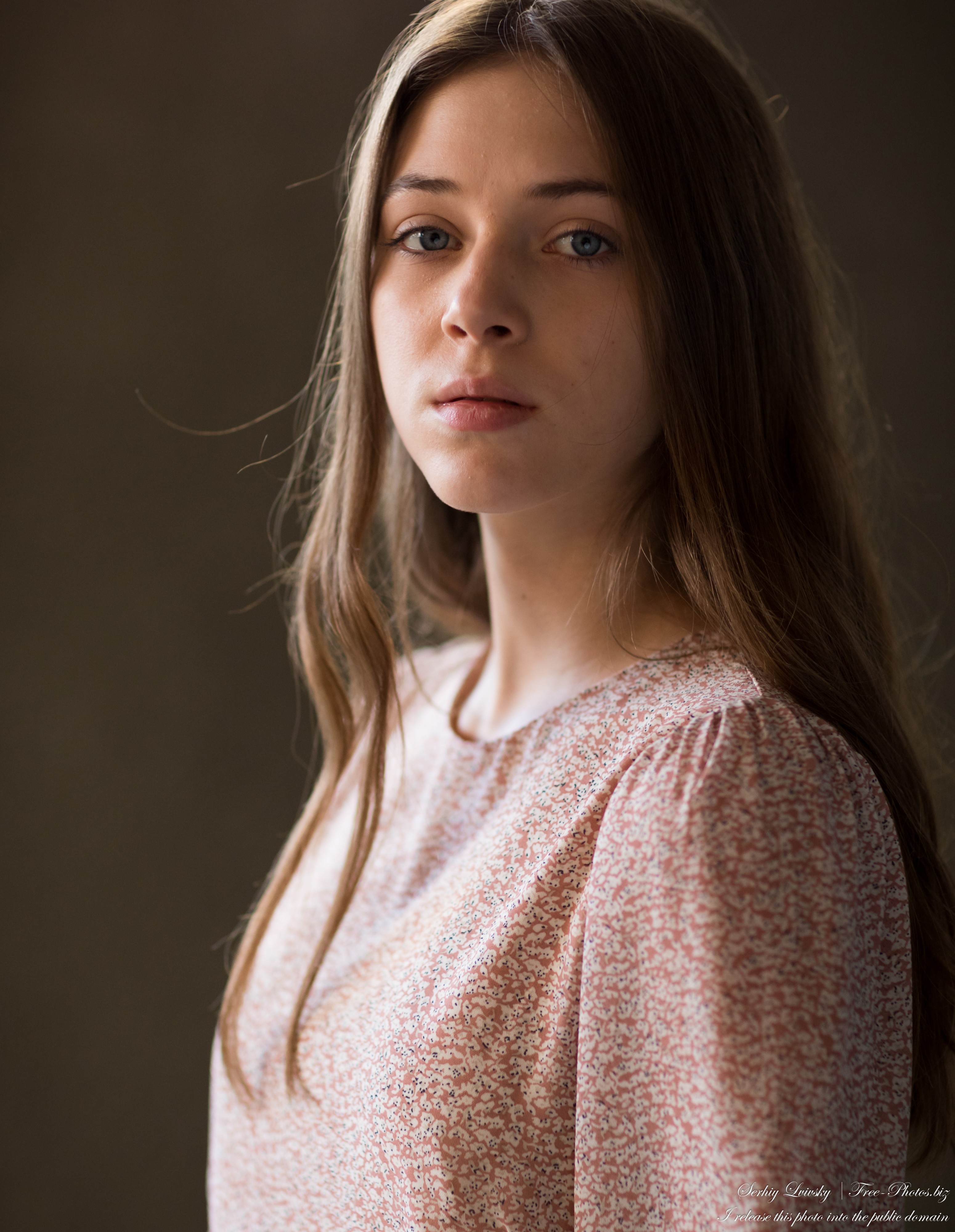 Sophia - a 17-year-old creation of God with blue eyes photographed in October 2021 by Serhiy Lvivsky, portrait 21 out of 27