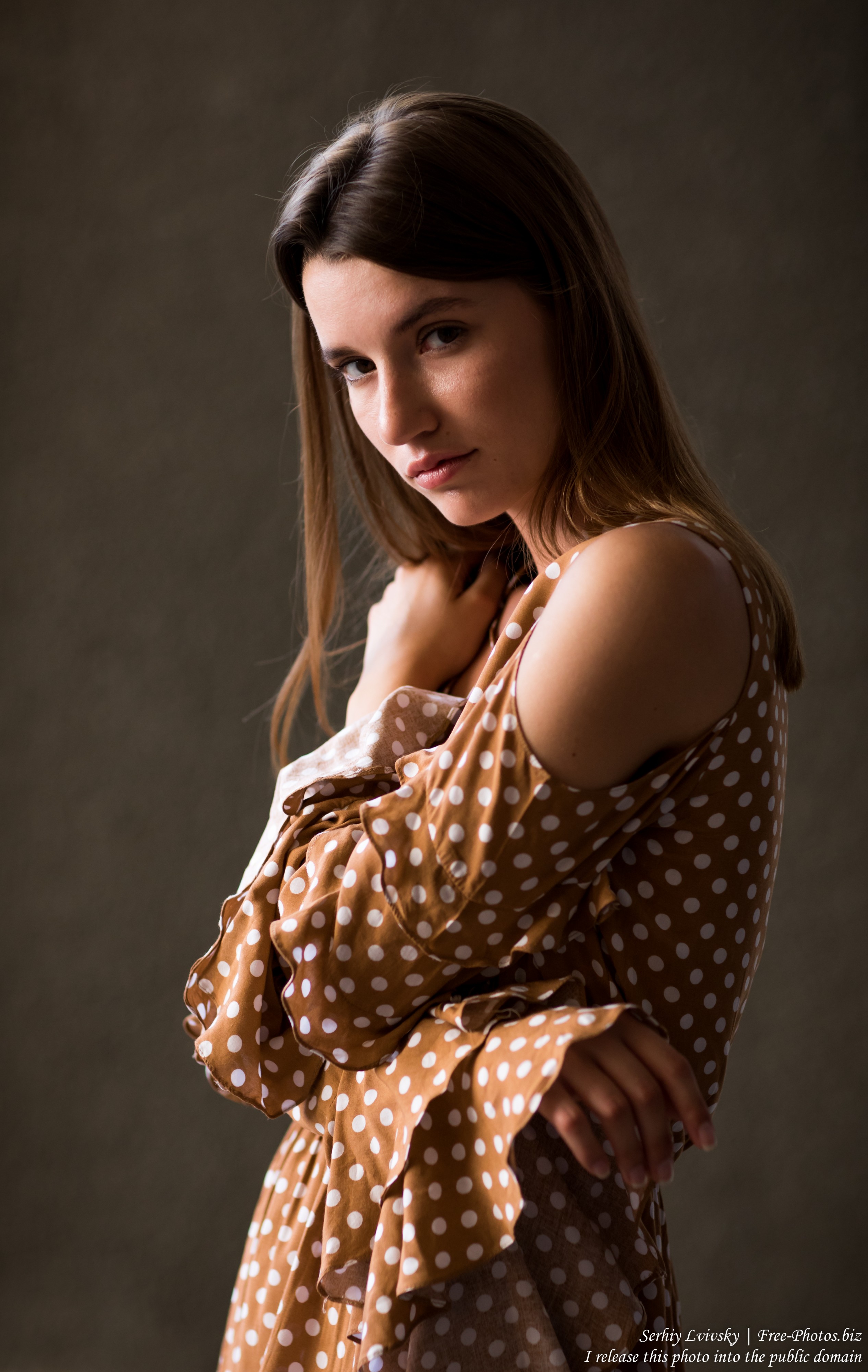 Sophia - a 21-year-old girl photographed in August 2019 by Serhiy Lvivsky, picture 11