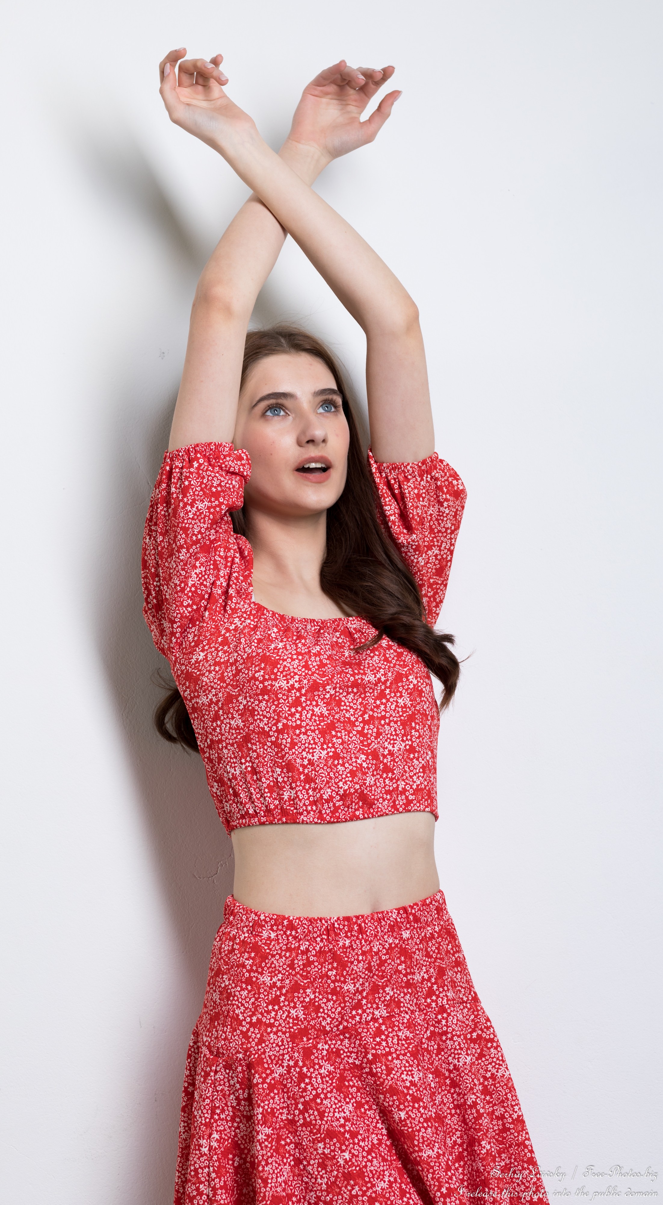 Yaroslava - a 15-year-old girl with blue eyes, the first photo session by Serhiy Lvivsky, taken in April 2025, picture 29