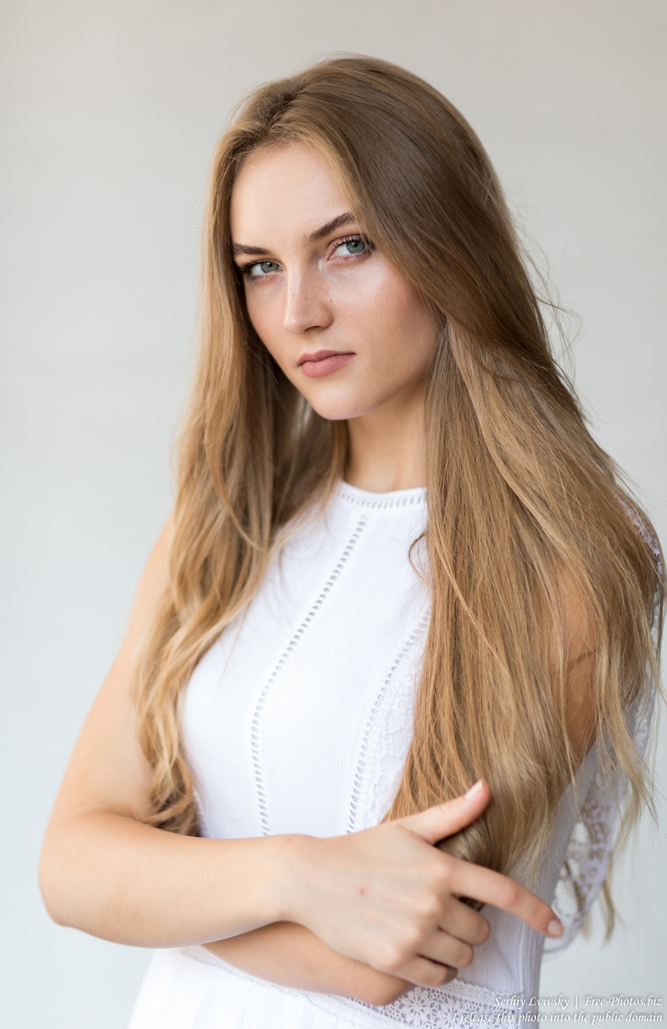 Yaryna - a 21-year-old natural blonde Catholic girl photographed in August 2019 by Serhiy Lvivsky, picture 10