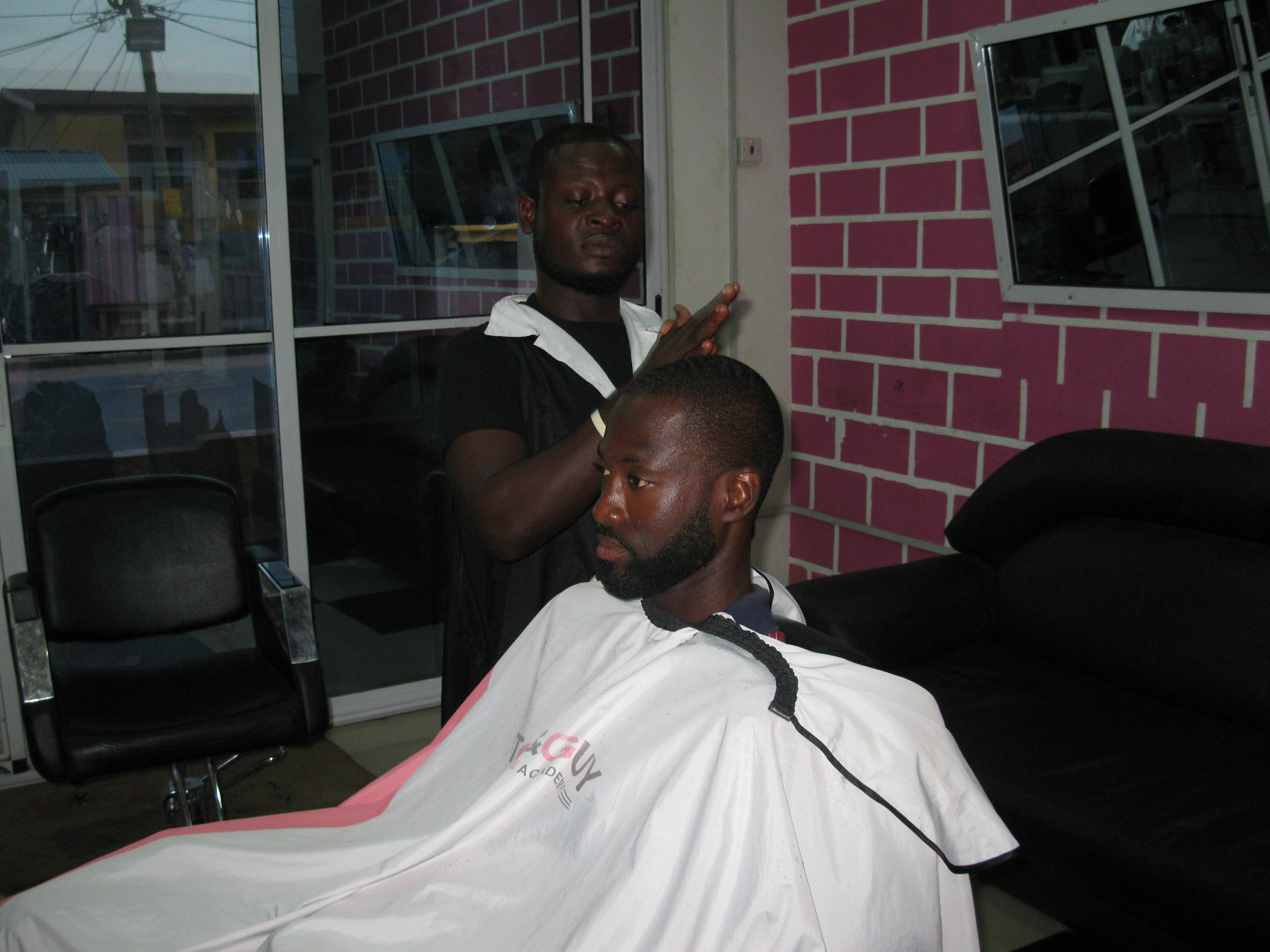 A Ghanaian Barber 9