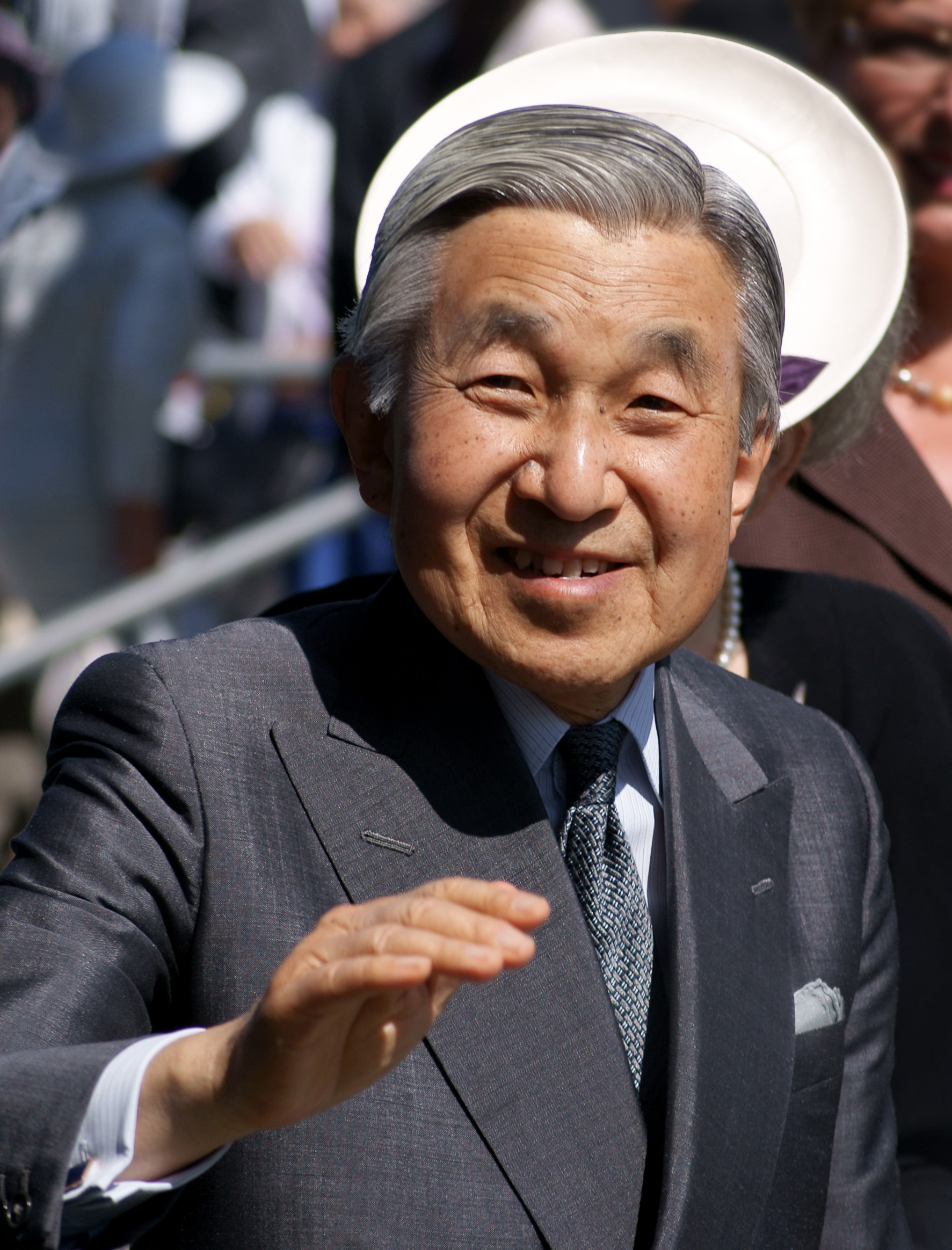 Akihito 090710-1600b