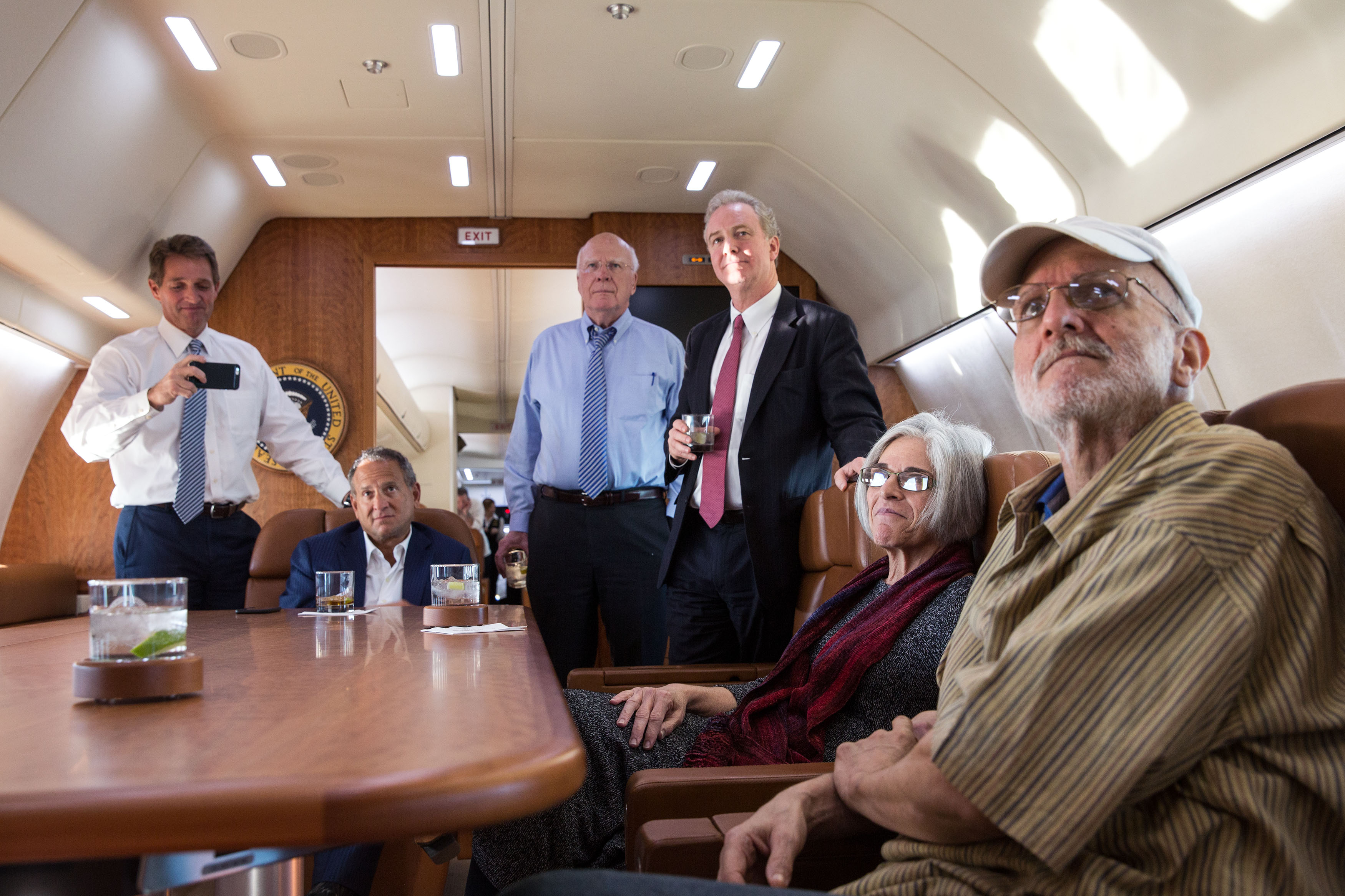 Alan Gross Flying Home (2014)