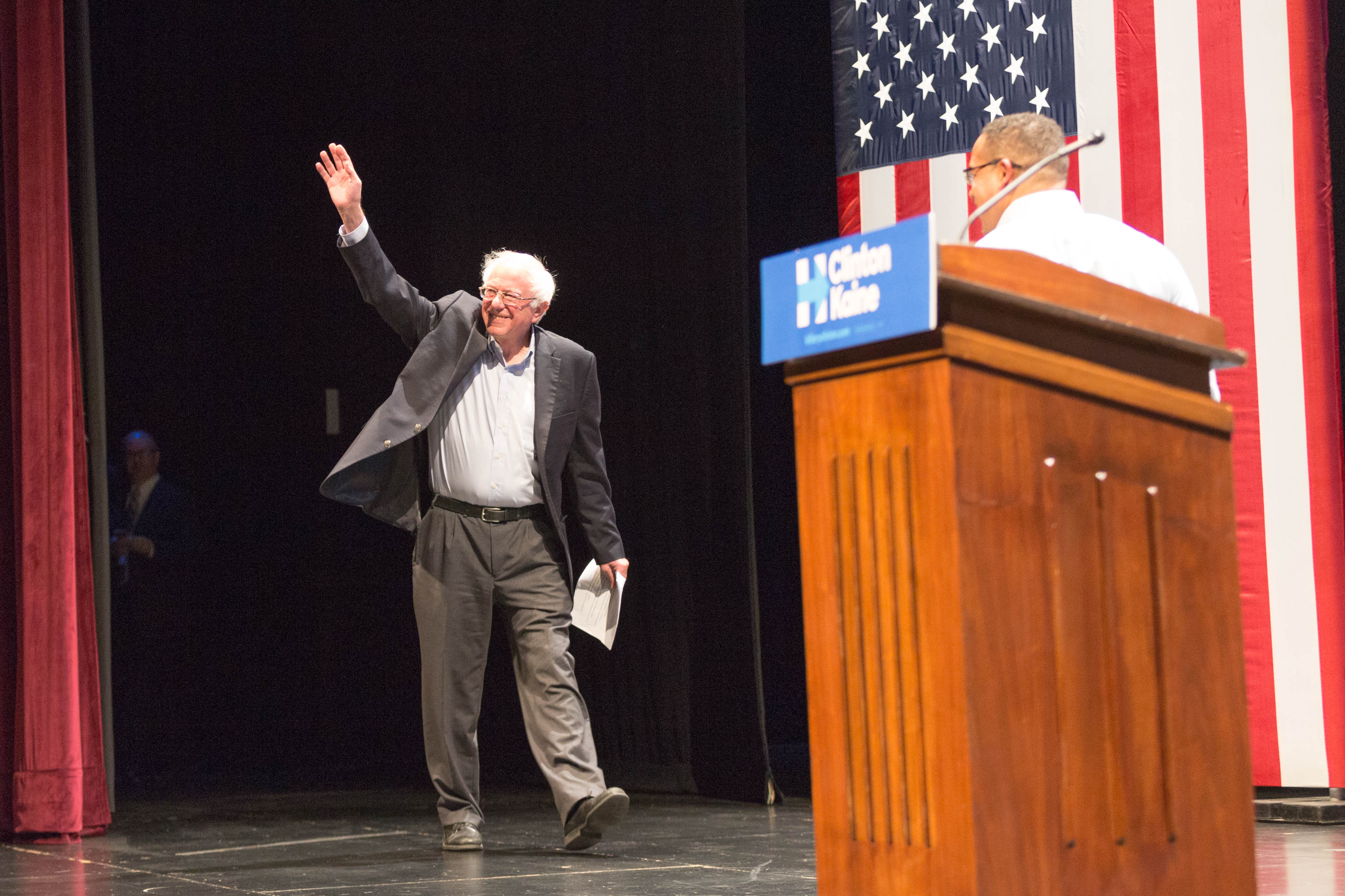 Bernie Sanders by Lorie Shaull 01