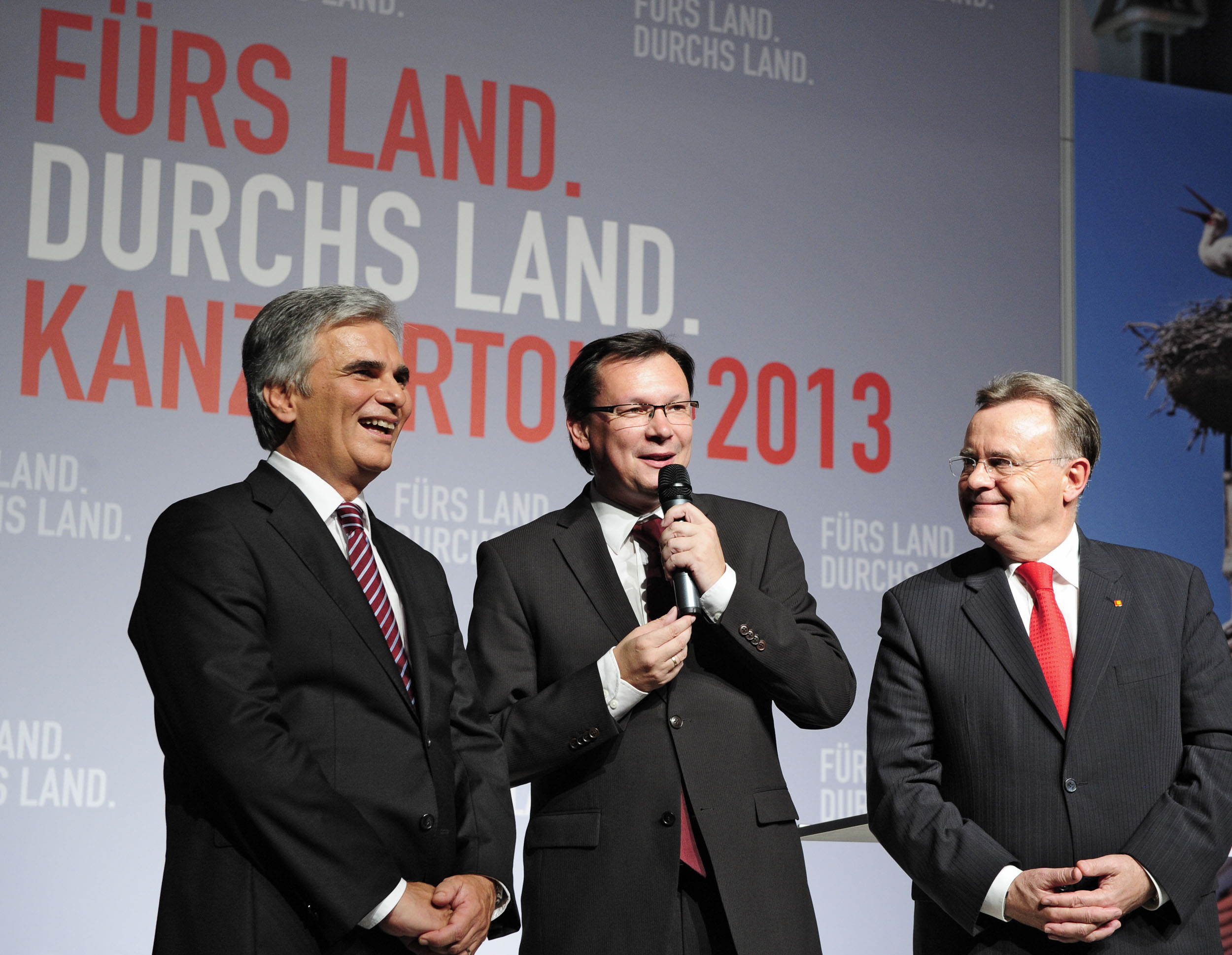 Bundeskanzler Werner Faymann in Oberwart (8905791233)
