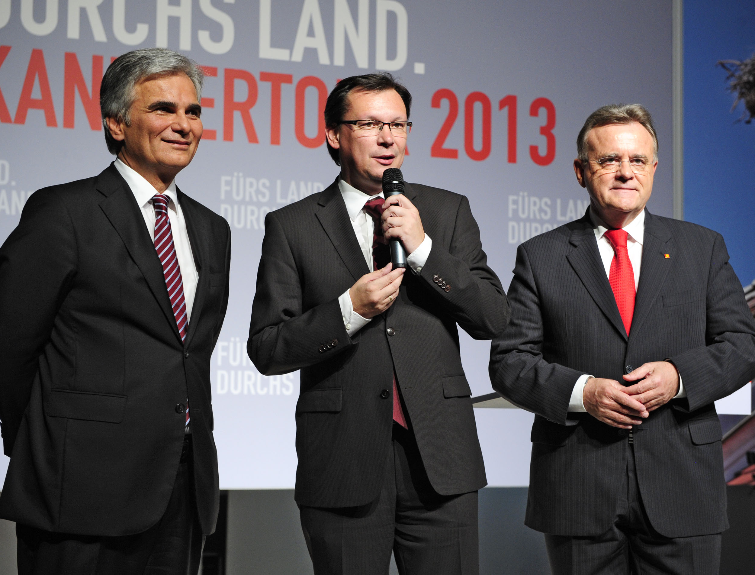 Bundeskanzler Werner Faymann in Oberwart (8958729979)