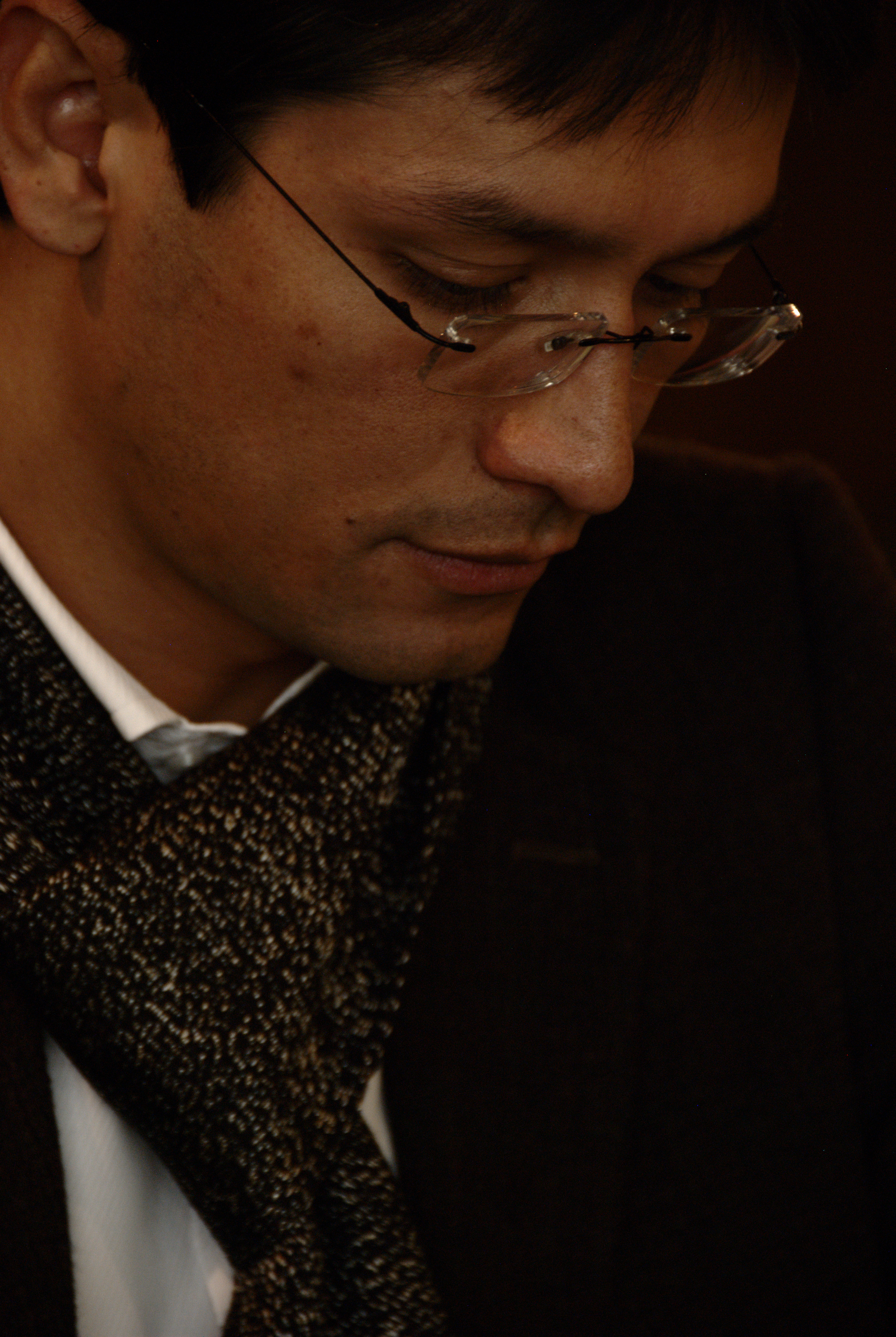 Camilo Romero, Senador. Pensativo