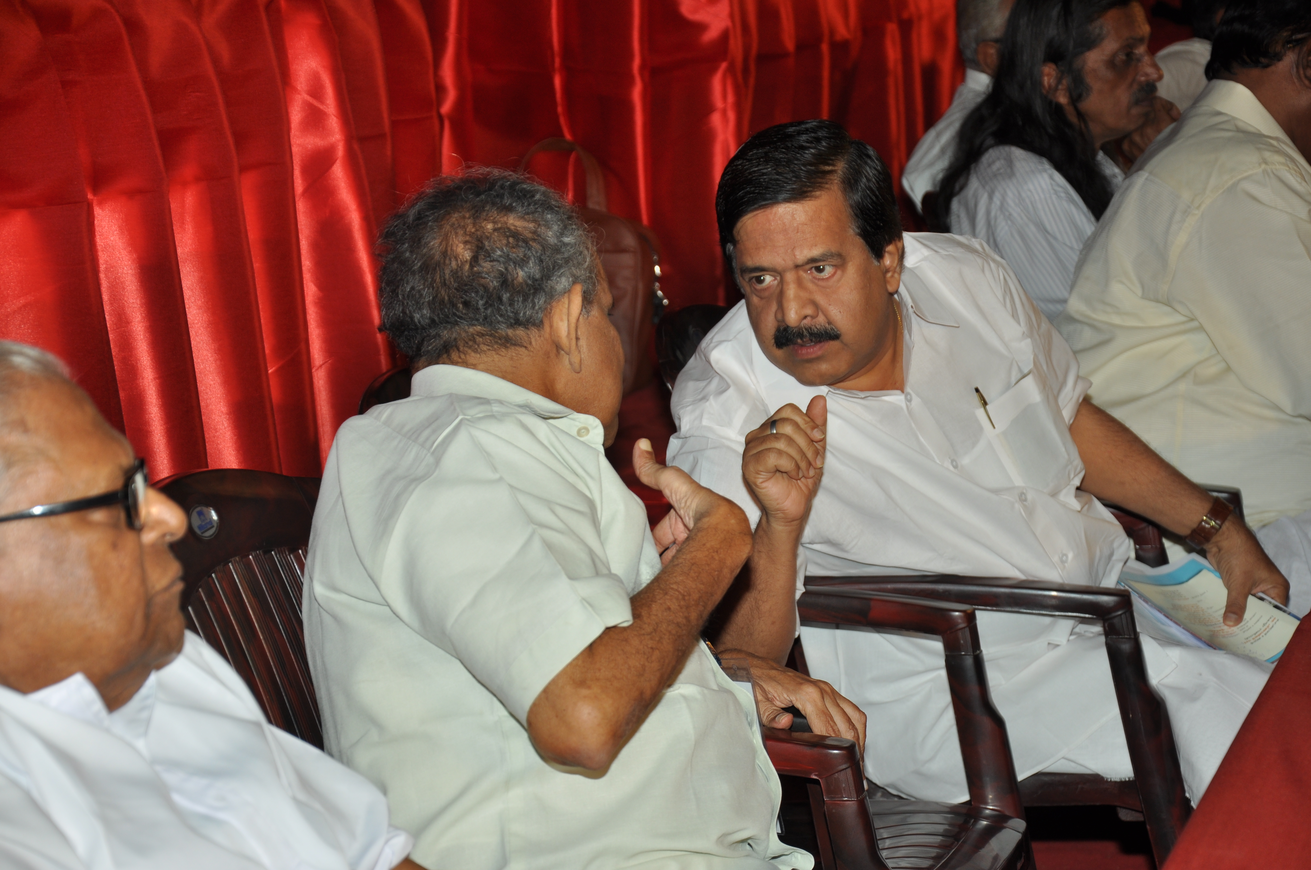 CHENNITHALA 2012 DSC 0063