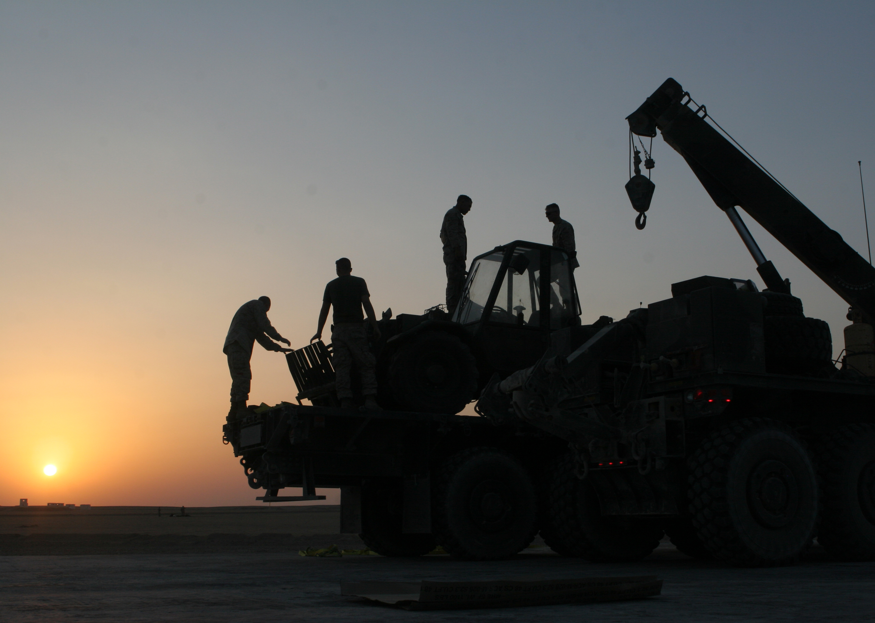 CLB22 loading forklift