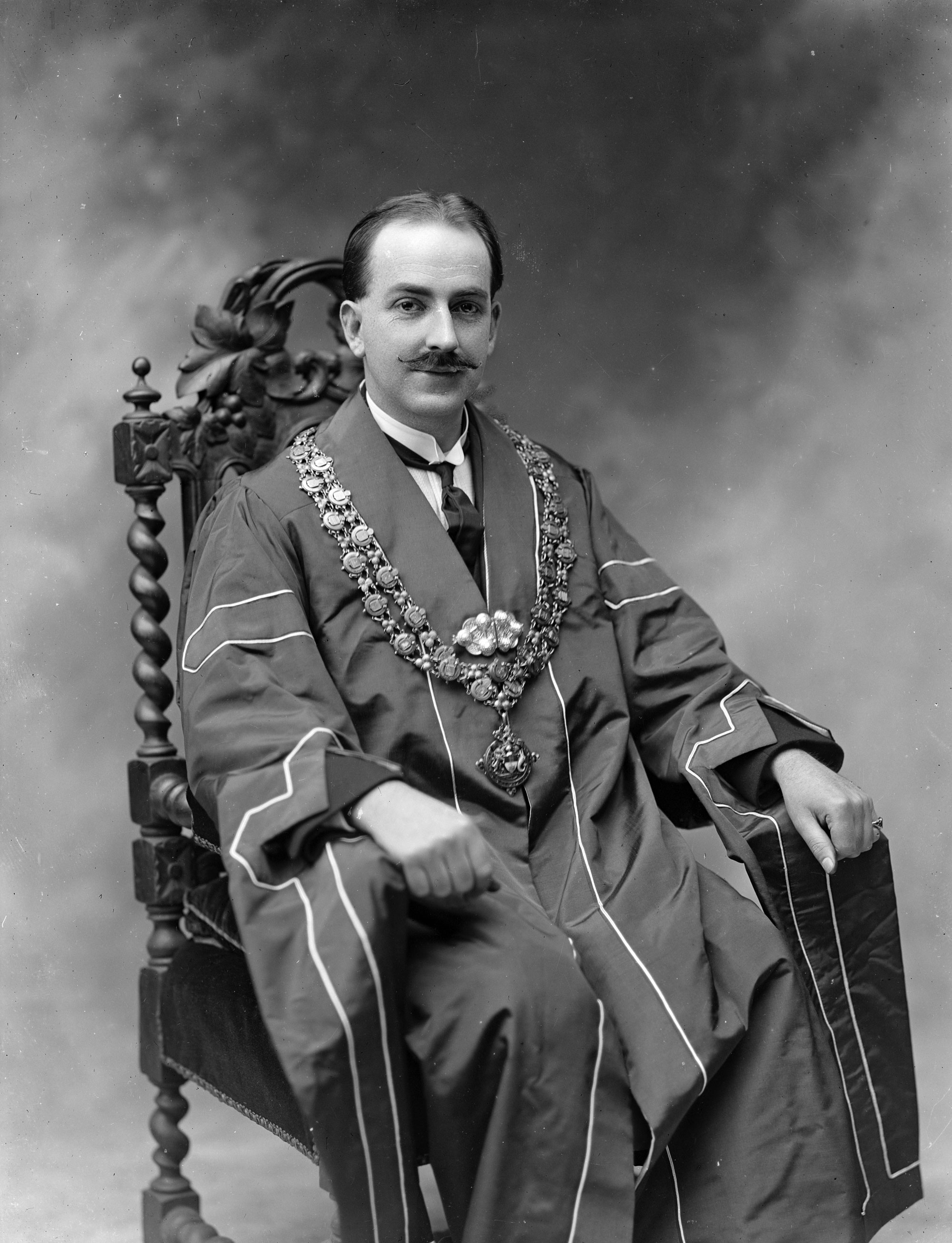 Dr Vincent White in his Mayoral robes