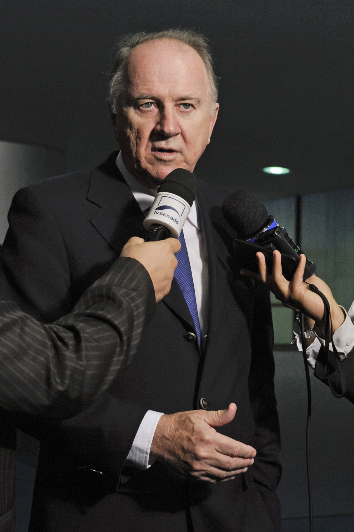 Entrevistas Diversas (15744769110)