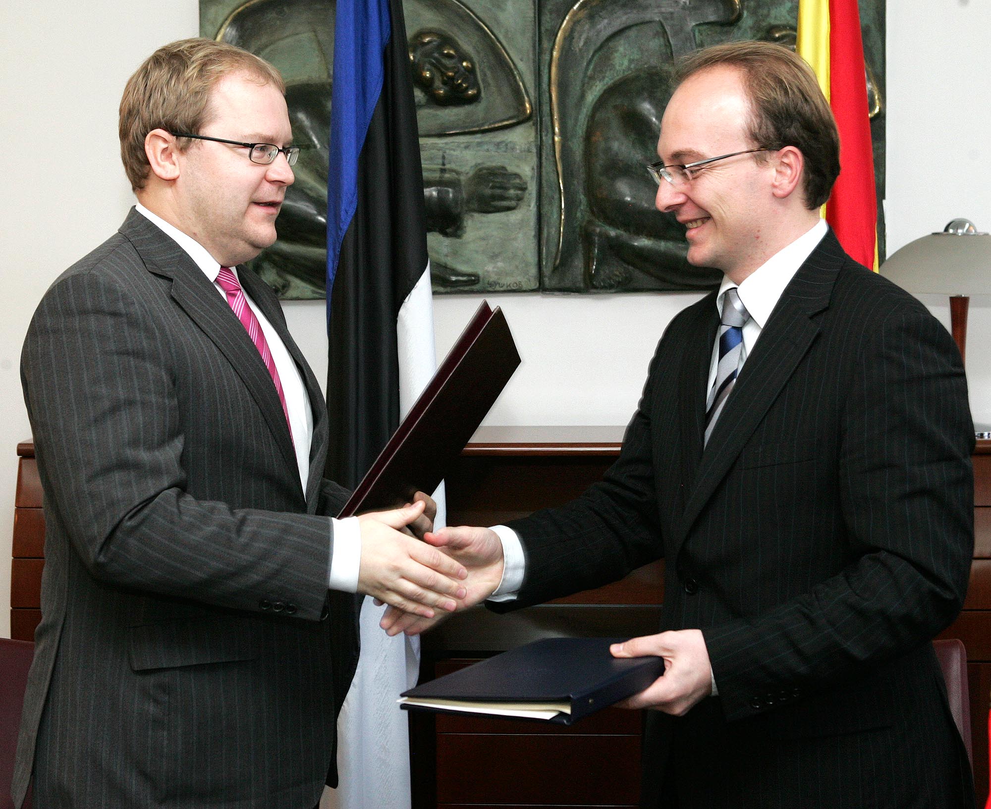 Estonian FM Urmas Paet in Macedonia (3170079860)