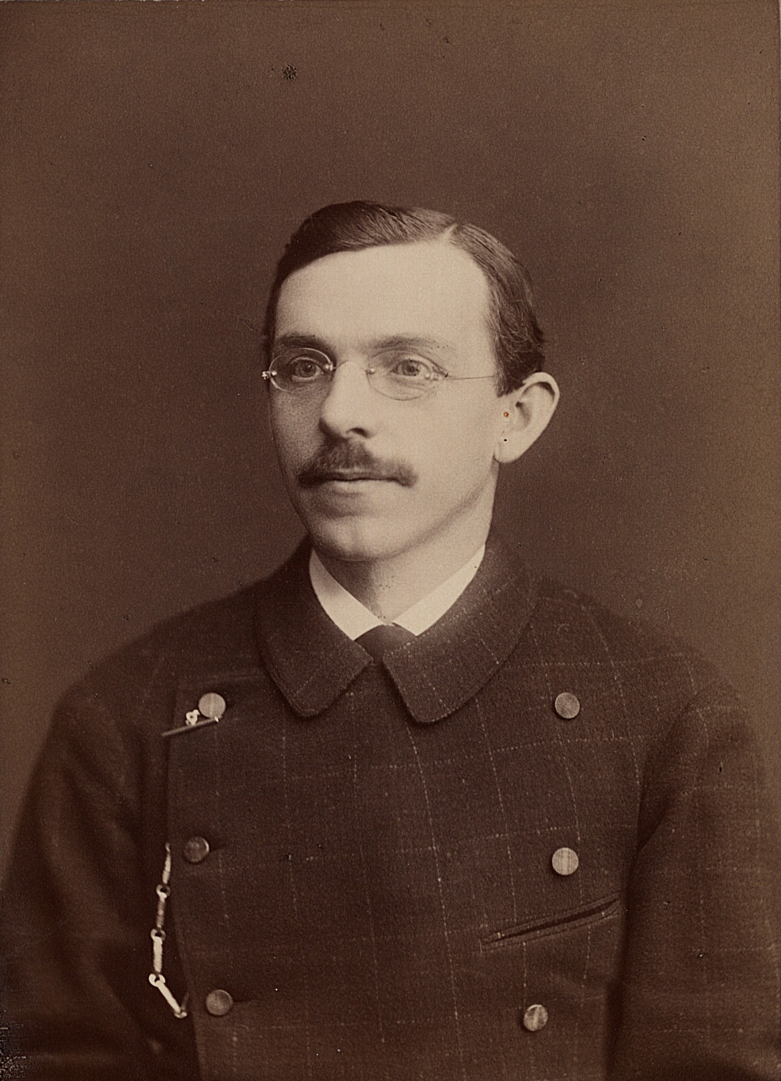 ETH-BIB-Ritter, Karl Wilhelm (1847-1906)-Portrait-Portr 00873.tif (cropped)