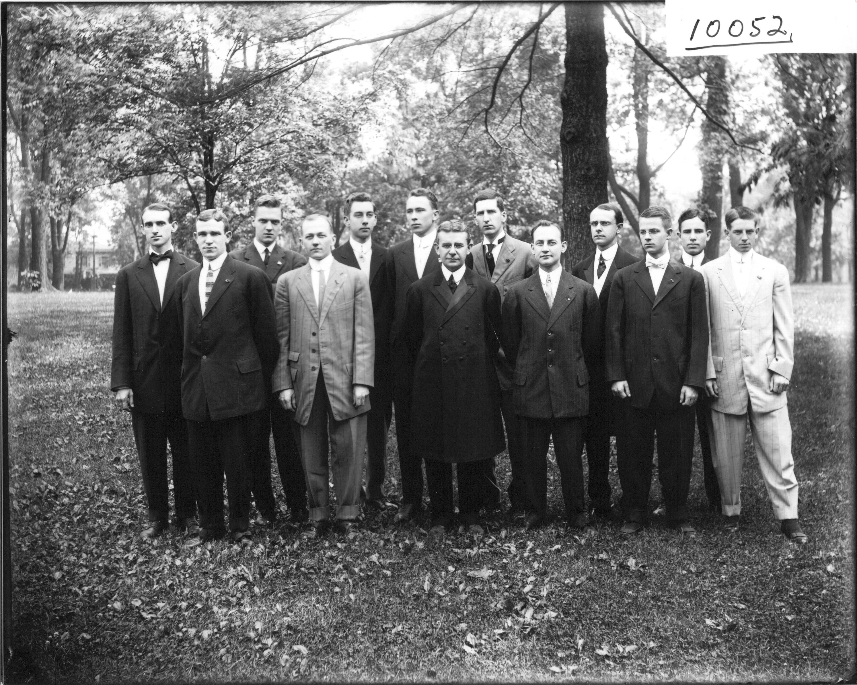 Group portrait of Tau Kappa Alpha 1910 (3192153488)