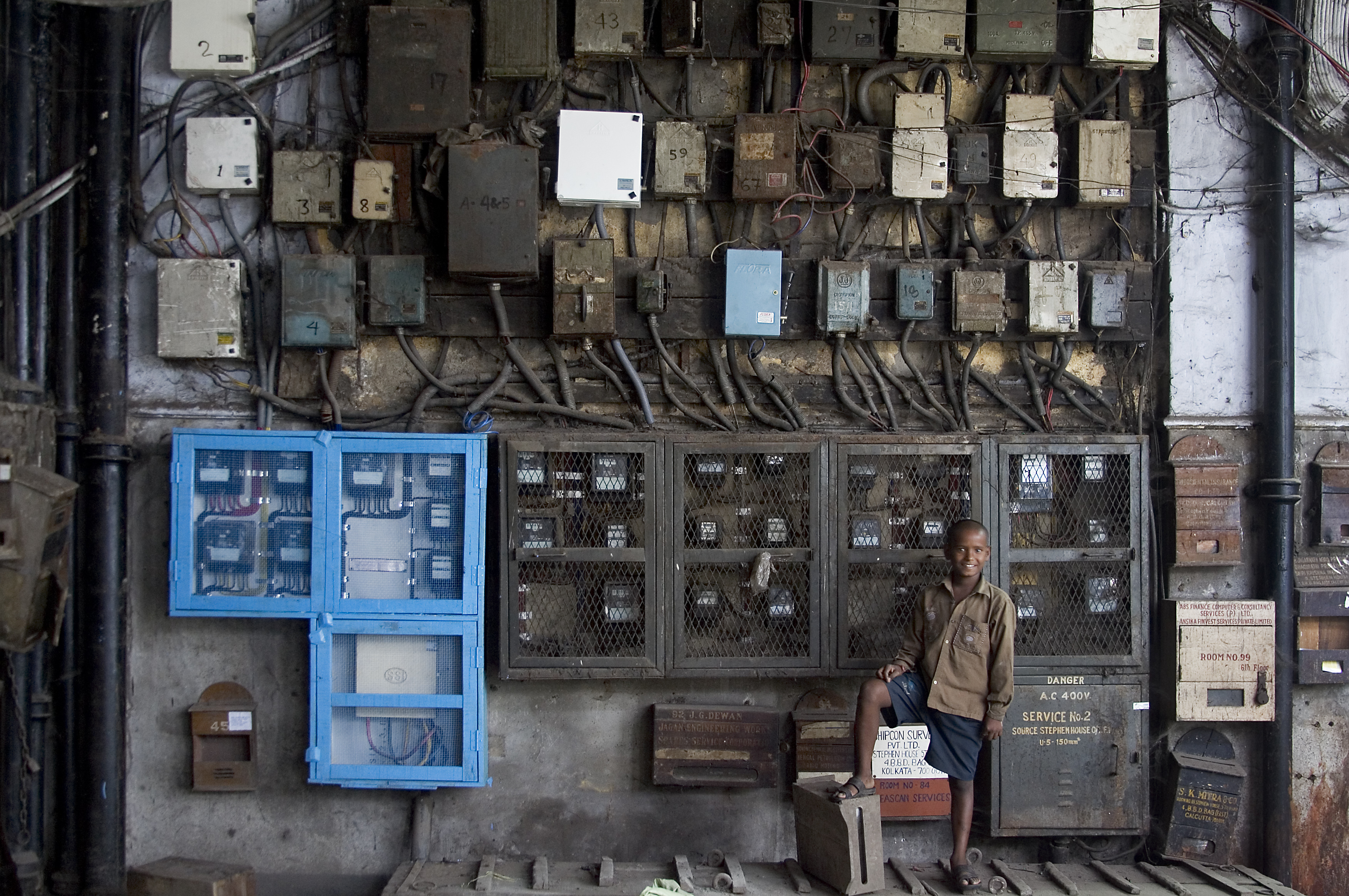 India - Kolkata electricity meters - 3832