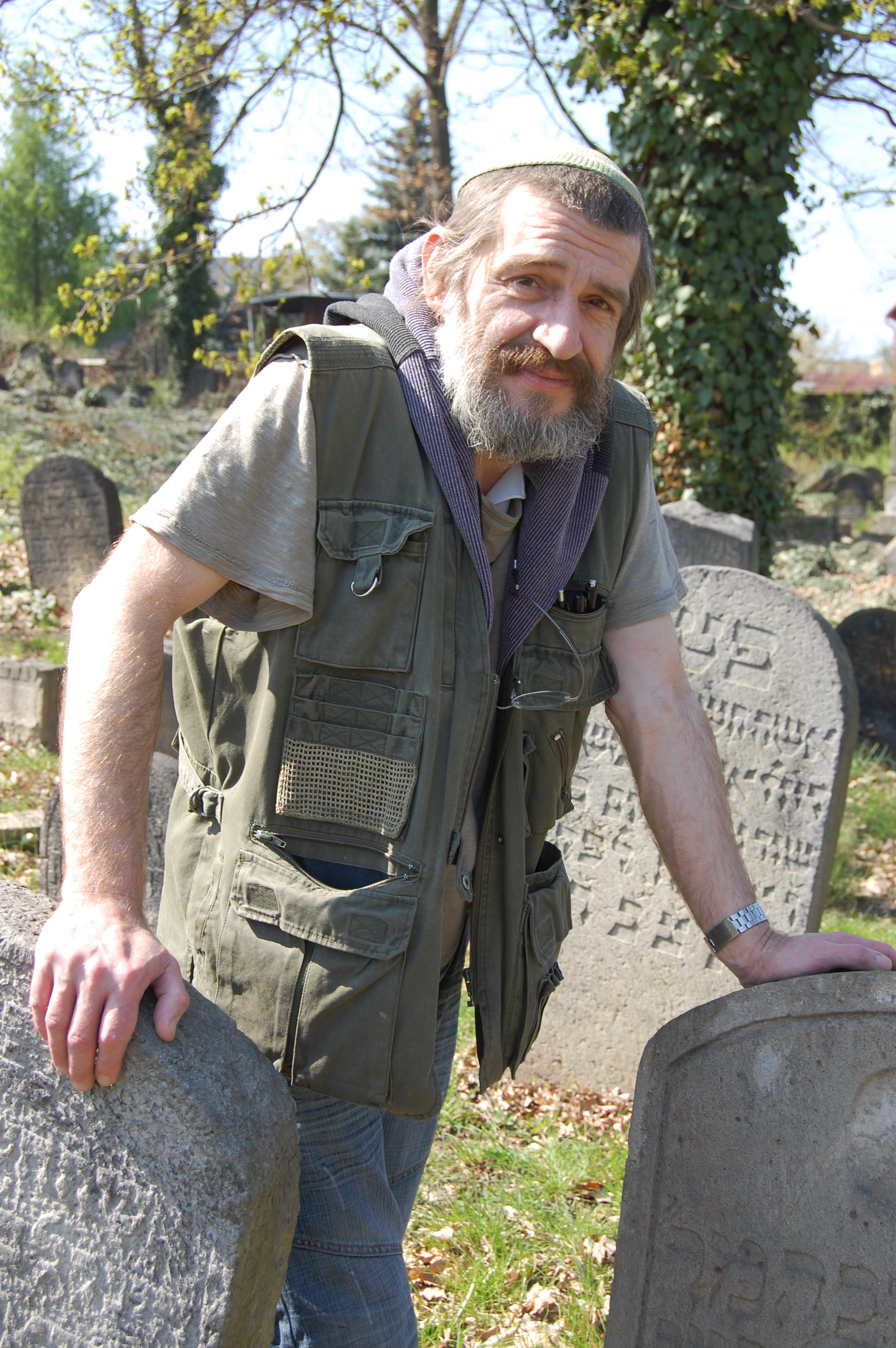 Jaroslav Achab Haidler, Jewish cemetery in Sobědruhy 01