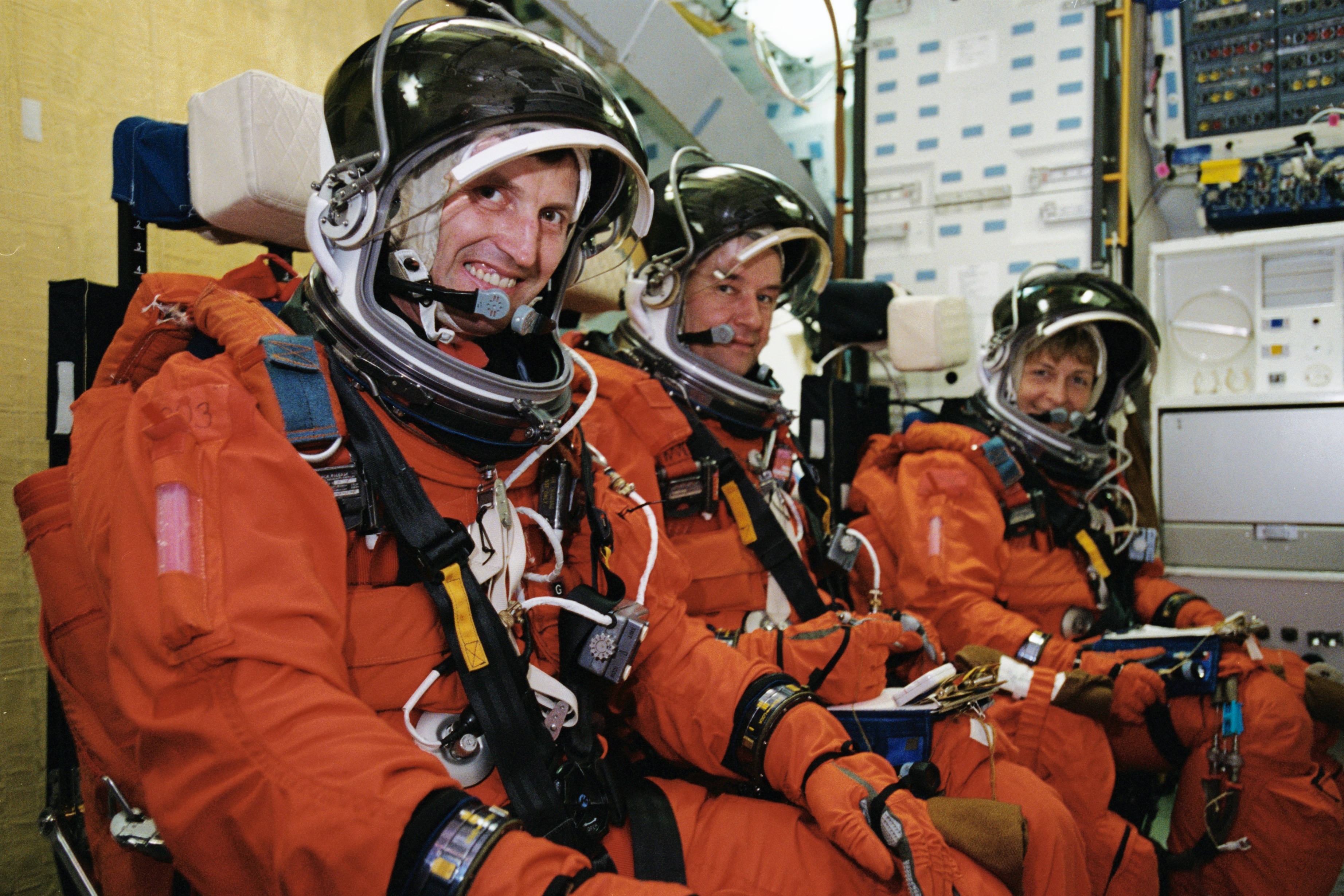 Jsc2001-01902