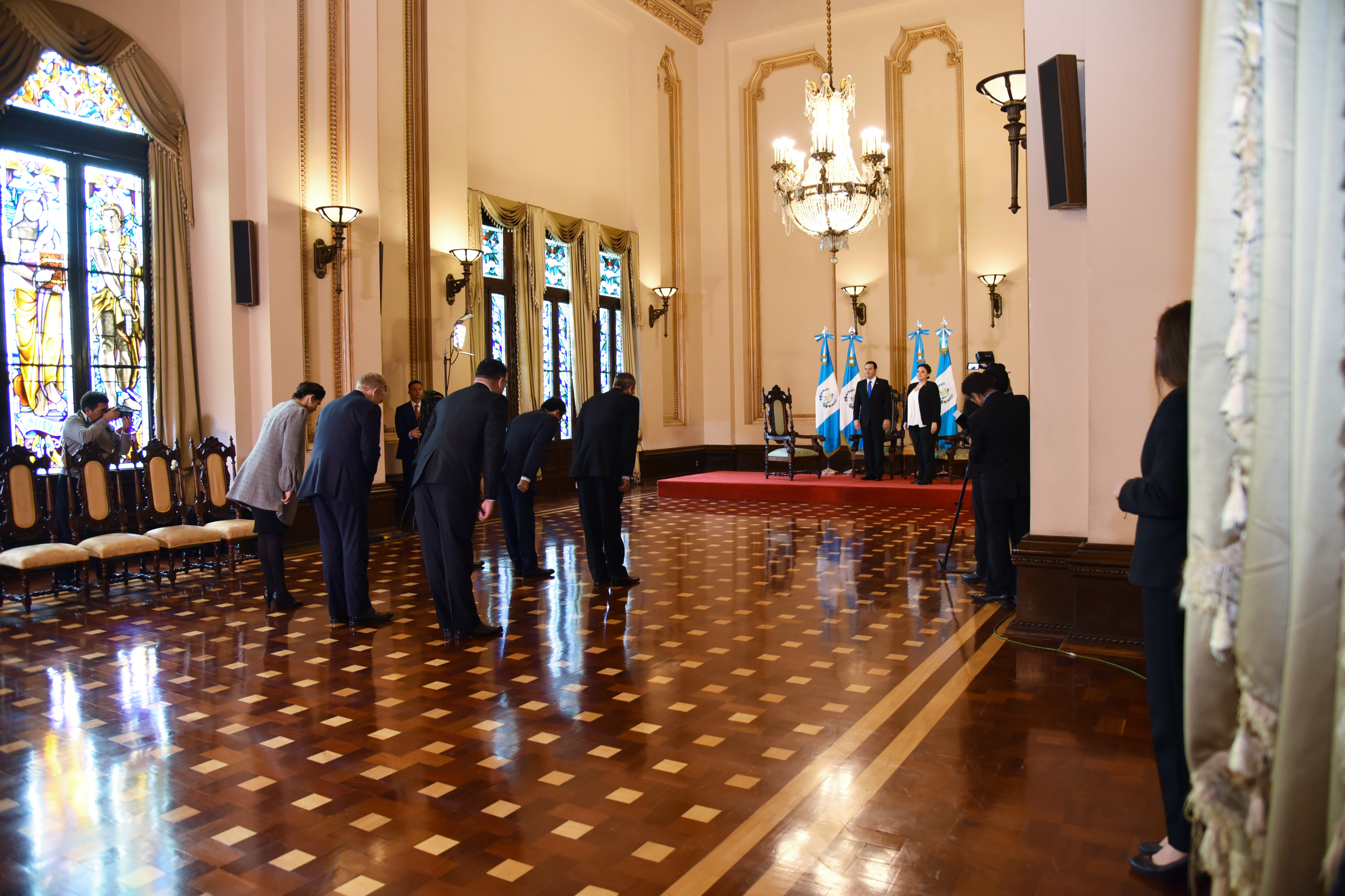 Llegada del Embajador Arreaga 1