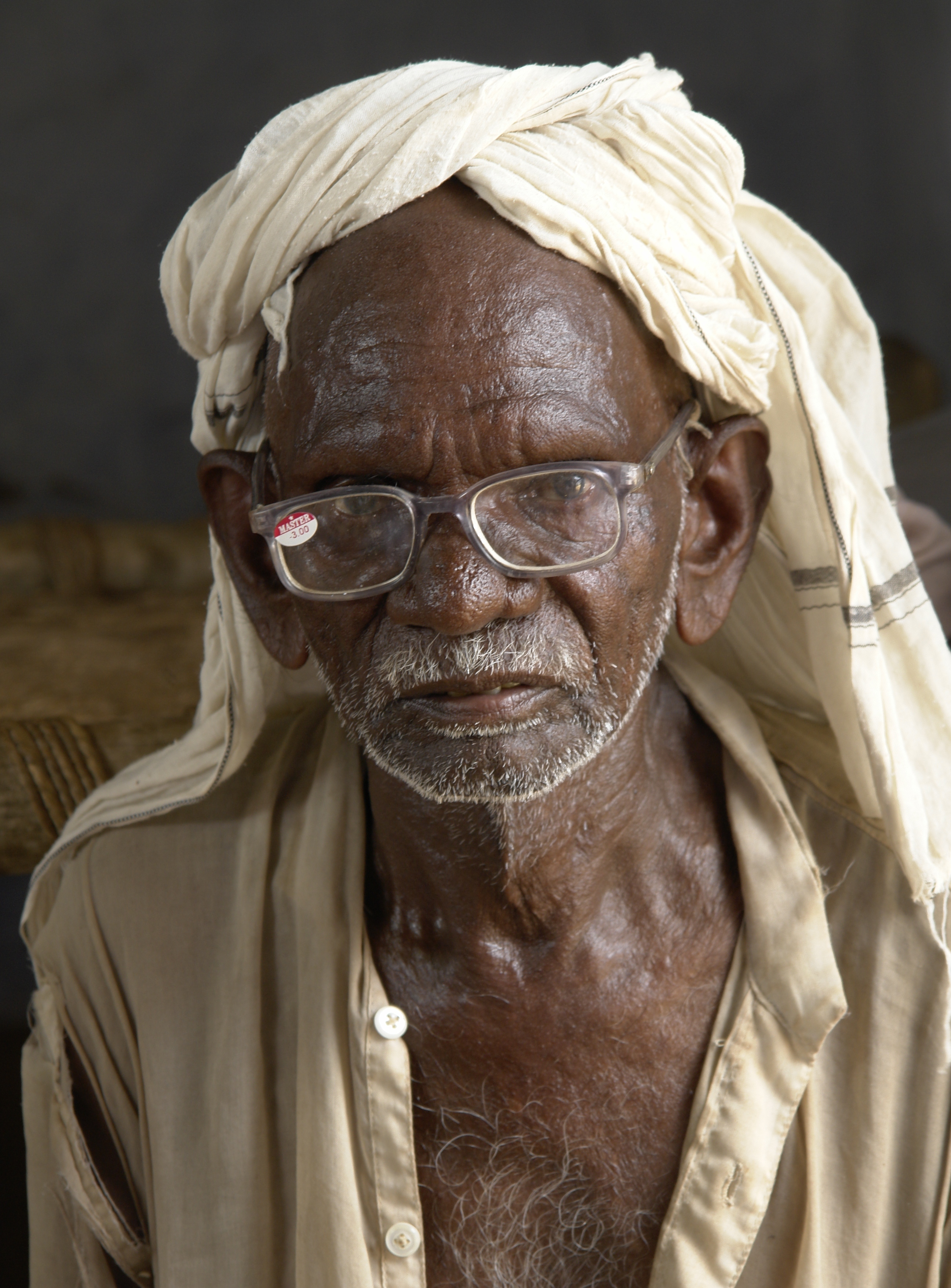 Old man near Jaura, India