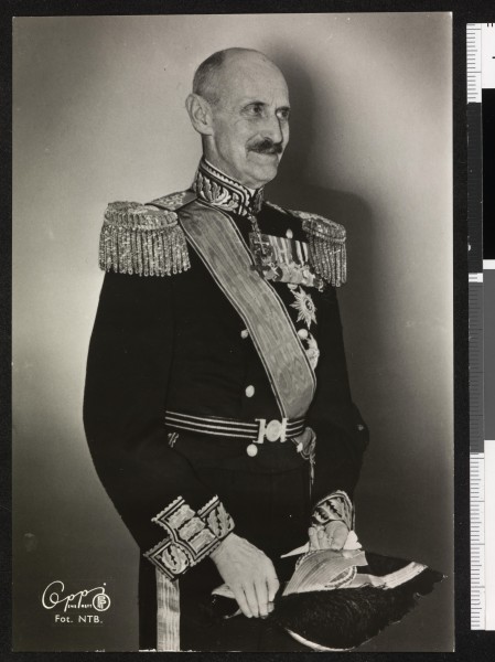 109. H.M. Kong Haakon VII - født i 1872, norsk konge fra 1905 - no-nb digifoto 20160111 00011 bldsa pk kgl0076
