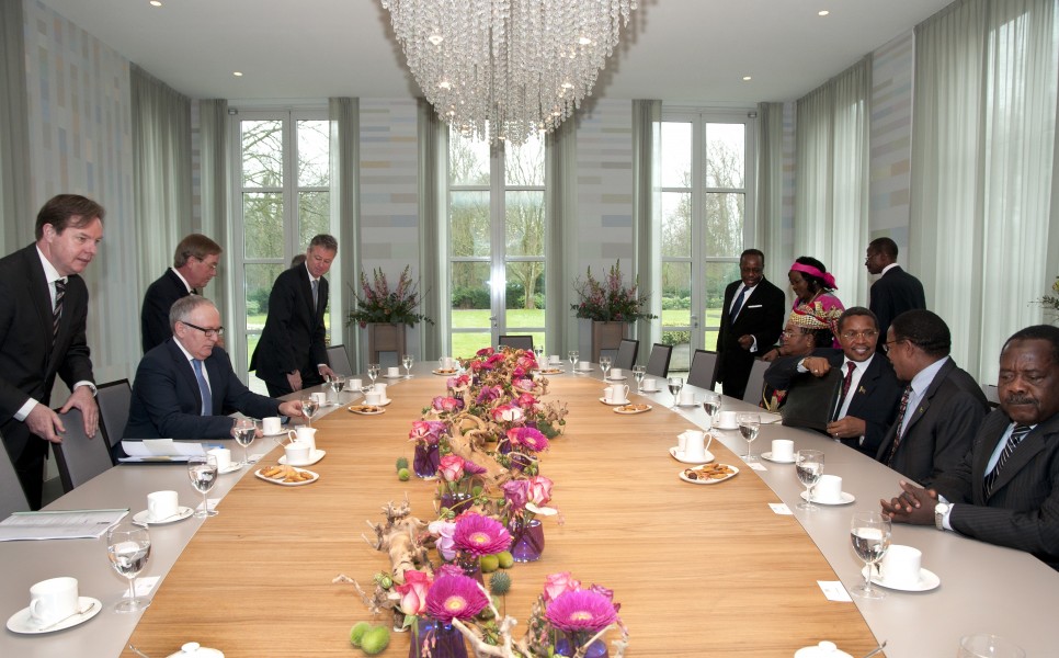 130415 Kikwete Pres Tanzania bij Timmermans Catshuis 2256 (12746149023)