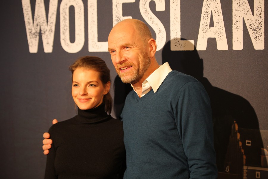 2016-11-24 Yvonne Catterfeld, Götz Schubert by Sandro Halank–1