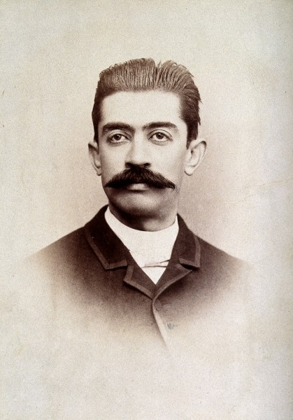 Alejardro Unbe. Photograph by Cruces y Cia. Wellcome V0028306