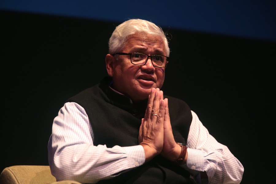 Amitav Ghosh (32768973603)
