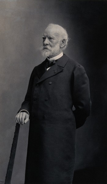 An unidentified man holding a cane. Photograph by Nadar. Wellcome V0028208
