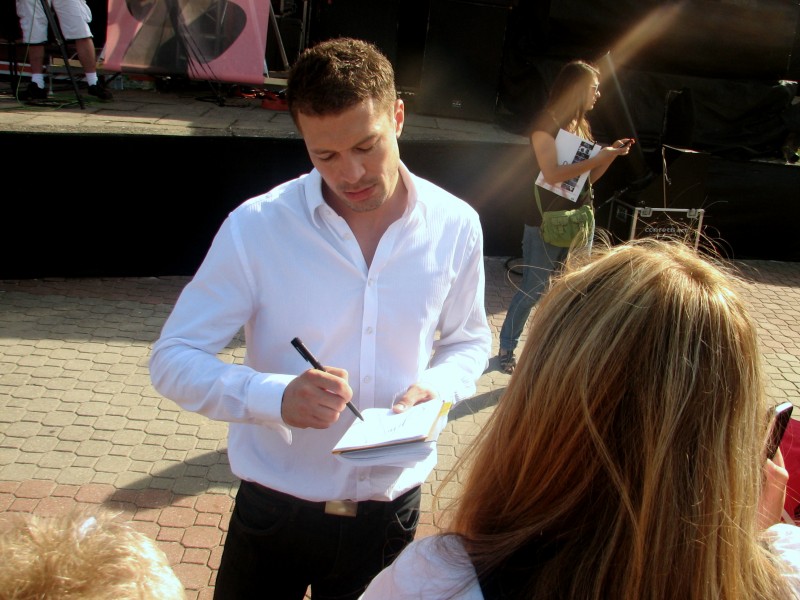 Andrzej Młynarczyk autographing during IV Meeting Of Fans of the TV Series 