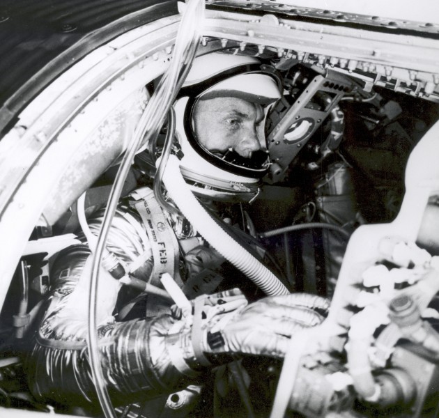 Astronaut John Glenn Simulated Flight Training 2