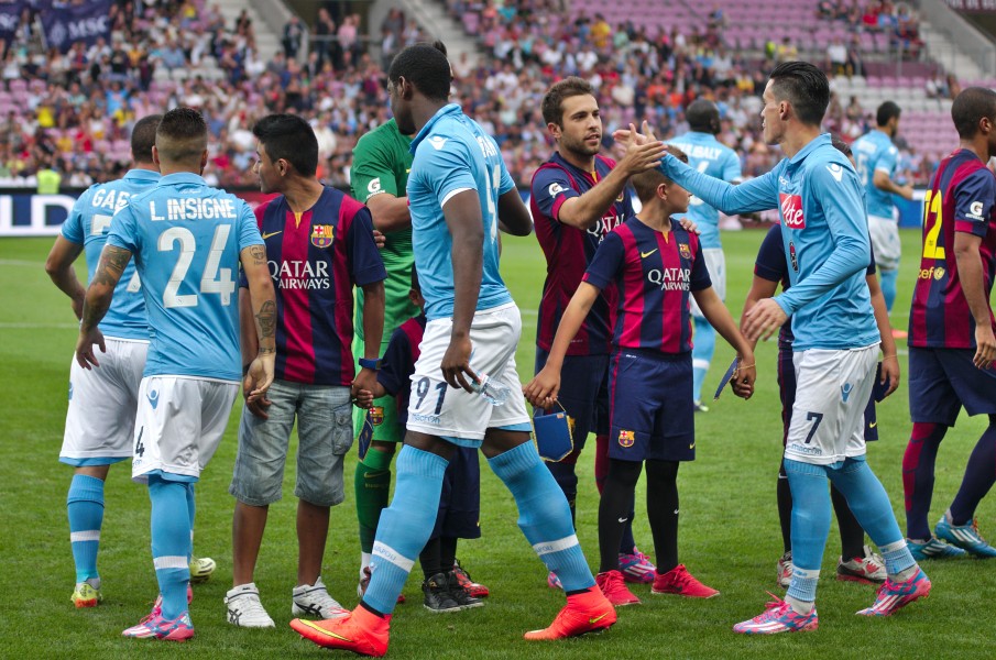 Barça - Napoli - 20140806 - Salut des équipes