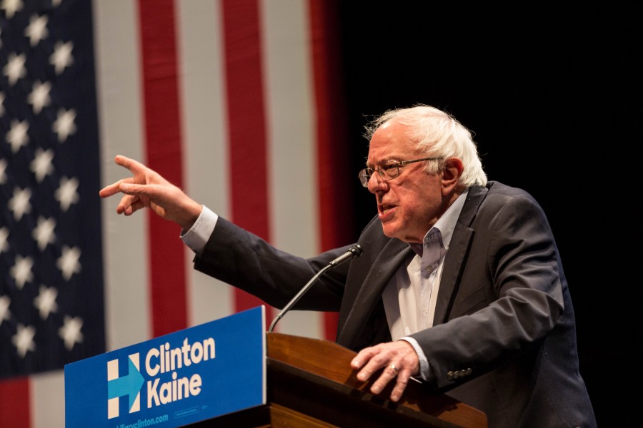 Bernie Sanders by Lorie Shaull 10