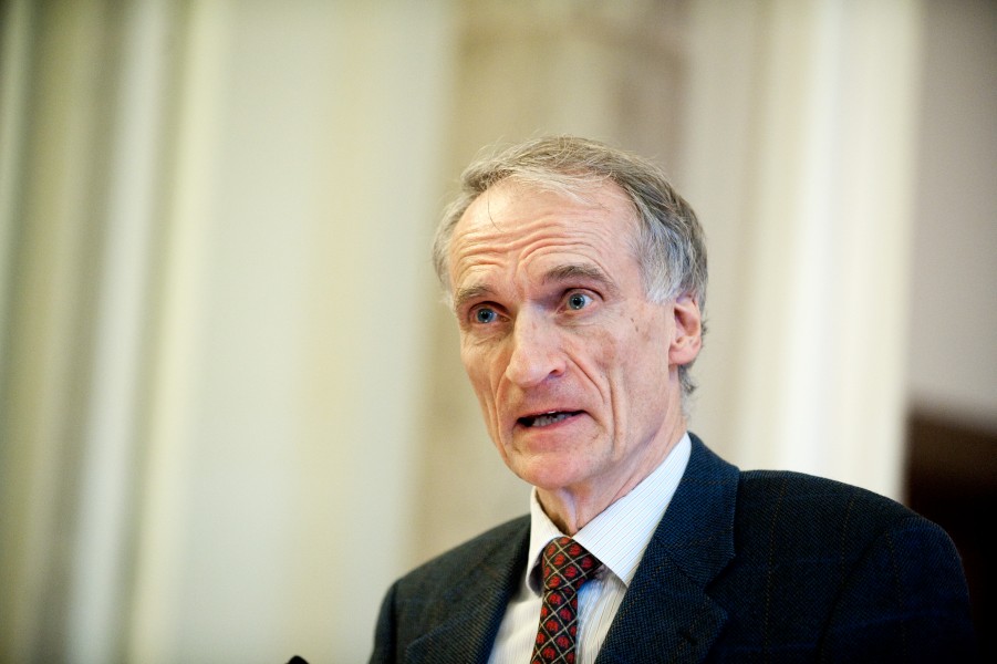 Bertel Haarder, undervisnings- och samarbetsminister Danmark