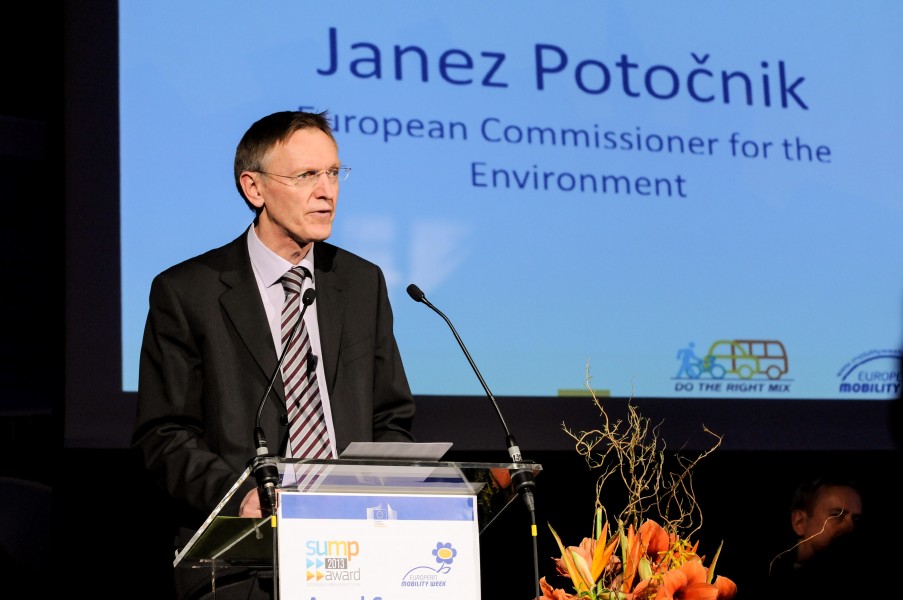 Commissioner Janez Potočnik addresses the audience (13713985523)