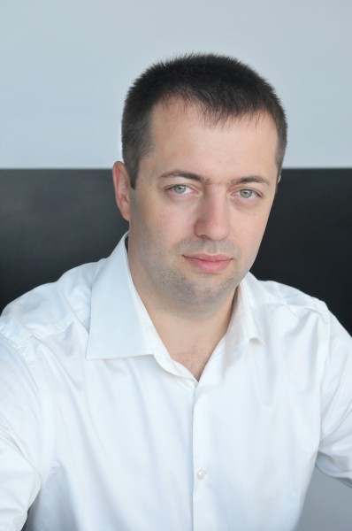 Микола Оприско