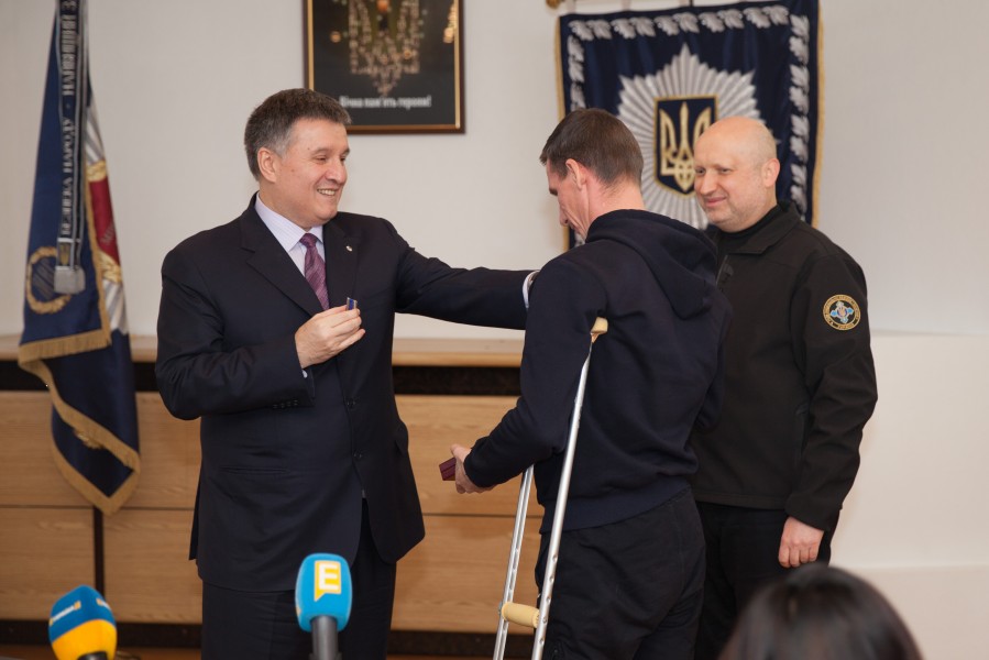 Бійців Нацгвардії відзначили державними нагородами 1579 (23577958076)