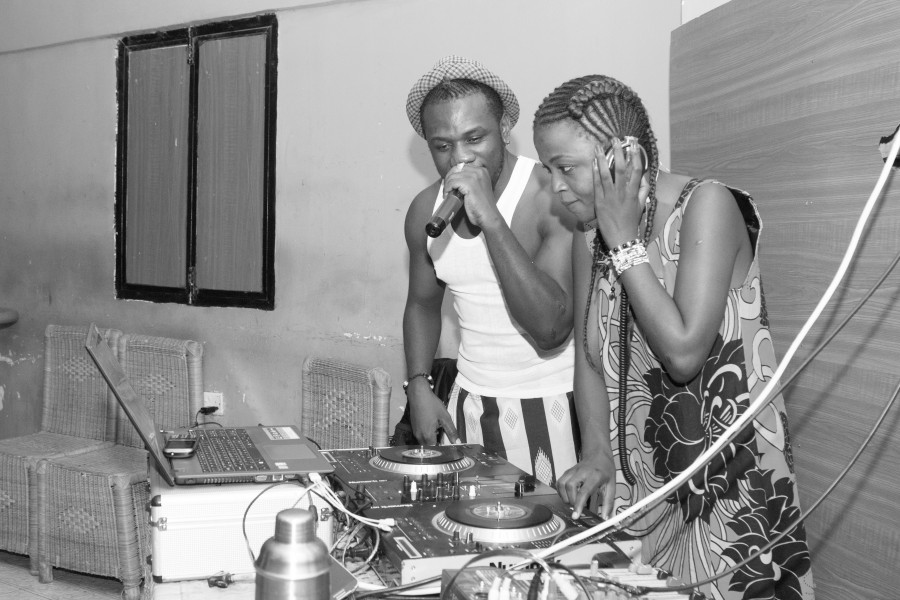 Djs working team