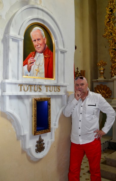 Epitafium Jana Pawła II w Łęcznej autor Zbigniew Kotyłło
