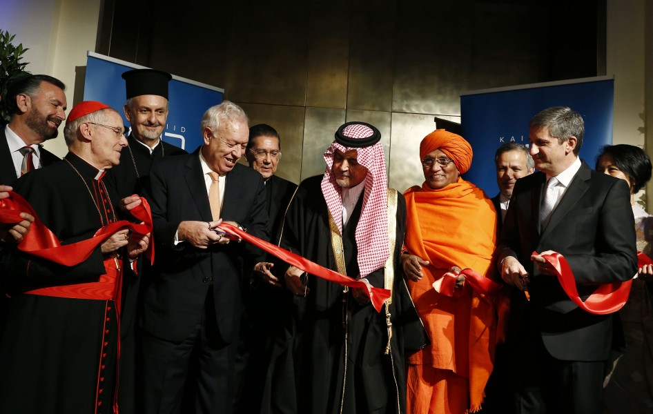 Eröffnung des Zentrums für Interreligiösen und Interkulturellen Dialog (8231421327)