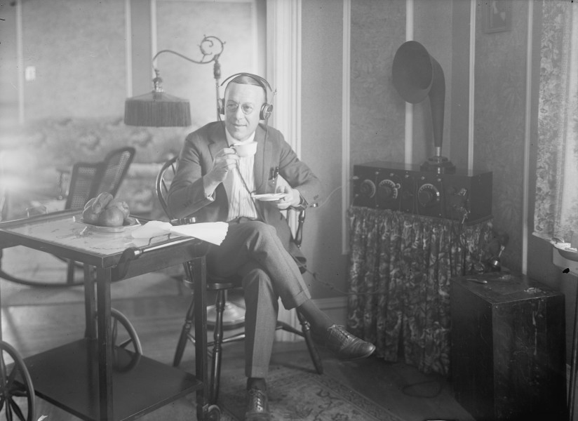 ErnestHareRadioSip