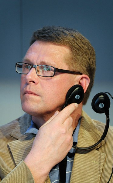 Finlands statsminister Matti Vanhanen under presskonferens vid globaliseringsmotet i Riksgransen 2008-04-09