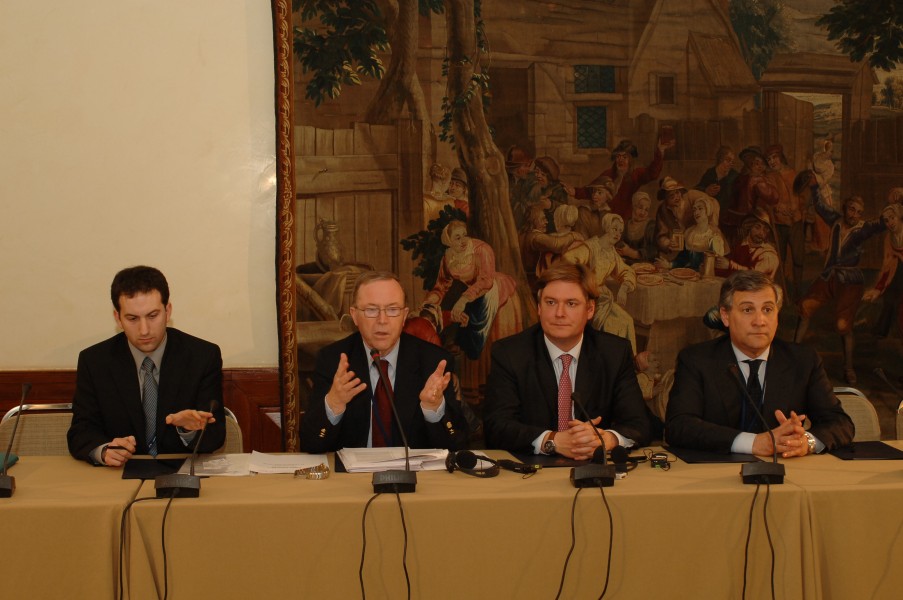 Flickr - europeanpeoplesparty - EPP Congress Rome 2006 (9)