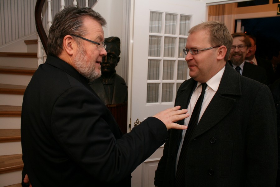 FM Urmas Paet visiting Iceland, 19-20 December 2012 (8289702581)