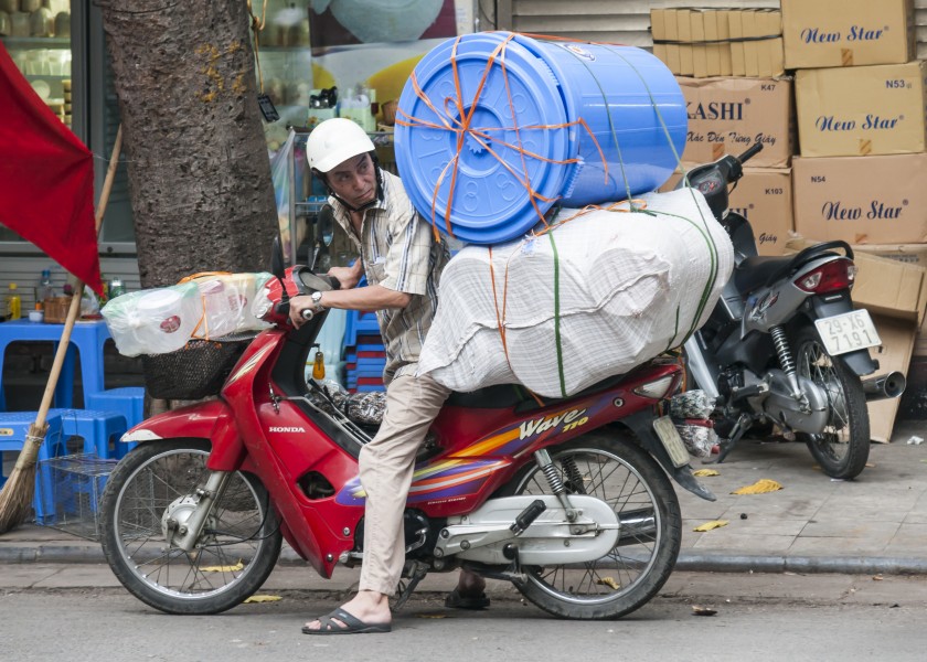 Hanoi Vietnam Transport-in-Hanoi-03