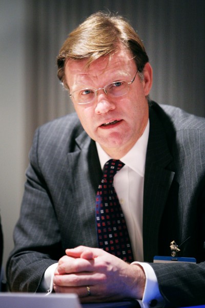 Islands finansminister Arni M. Mathiesen vid Nordiska Radets session i Helsingfors 2008-10-28