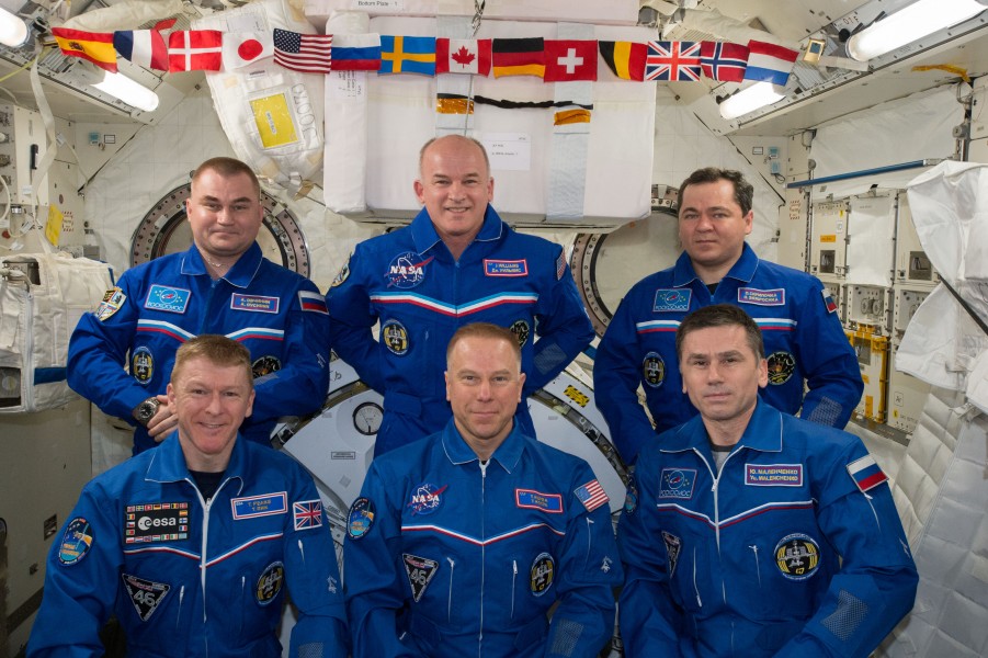 ISS-47 Crew Prepares for Change