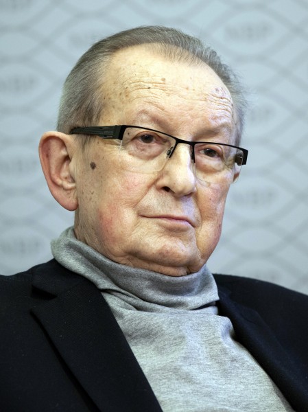Jan Winiecki 2015 AB